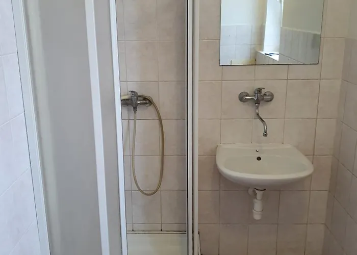Hostel Videnska 120b